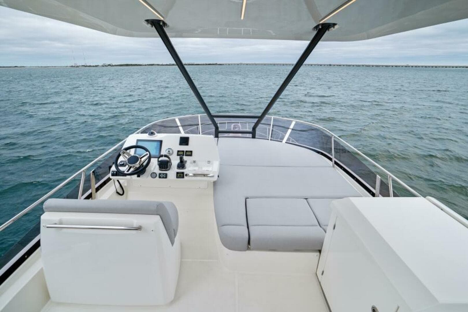 2024 Prestige 460 Flybridge — photo 41