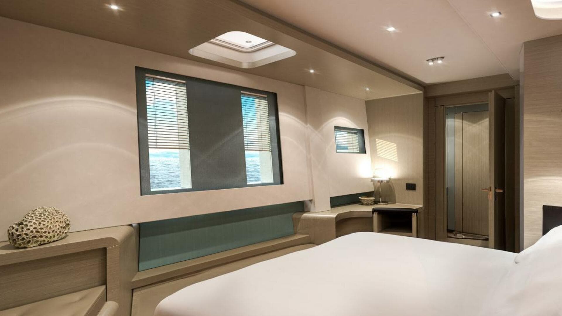 2026 Sunpower Yachts Alva Solar-E 90 — photo 35