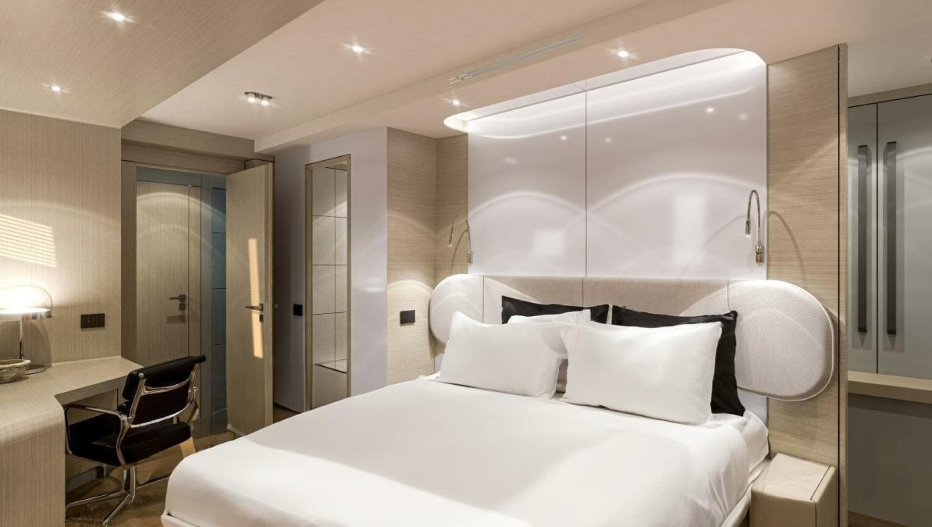 2026 Sunpower Yachts Alva Solar-E 90 — photo 34