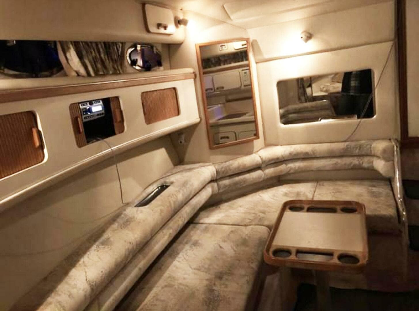 1994 Sea Ray 330 Express Cruiser — photo 14