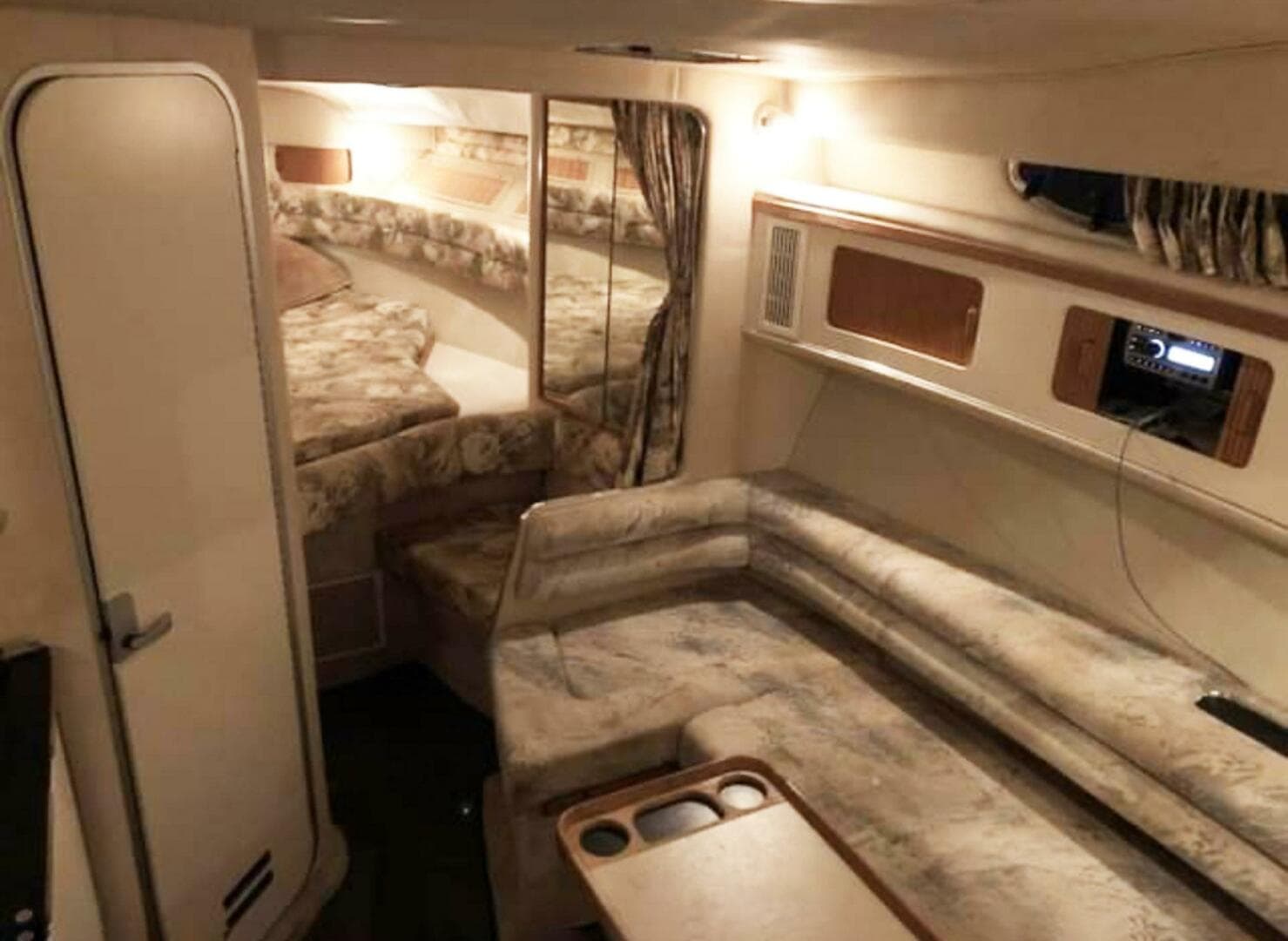 1994 Sea Ray 330 Express Cruiser — photo 13