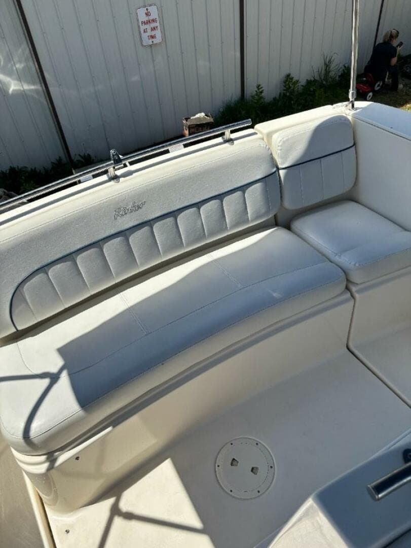 2000 Rinker — photo 6