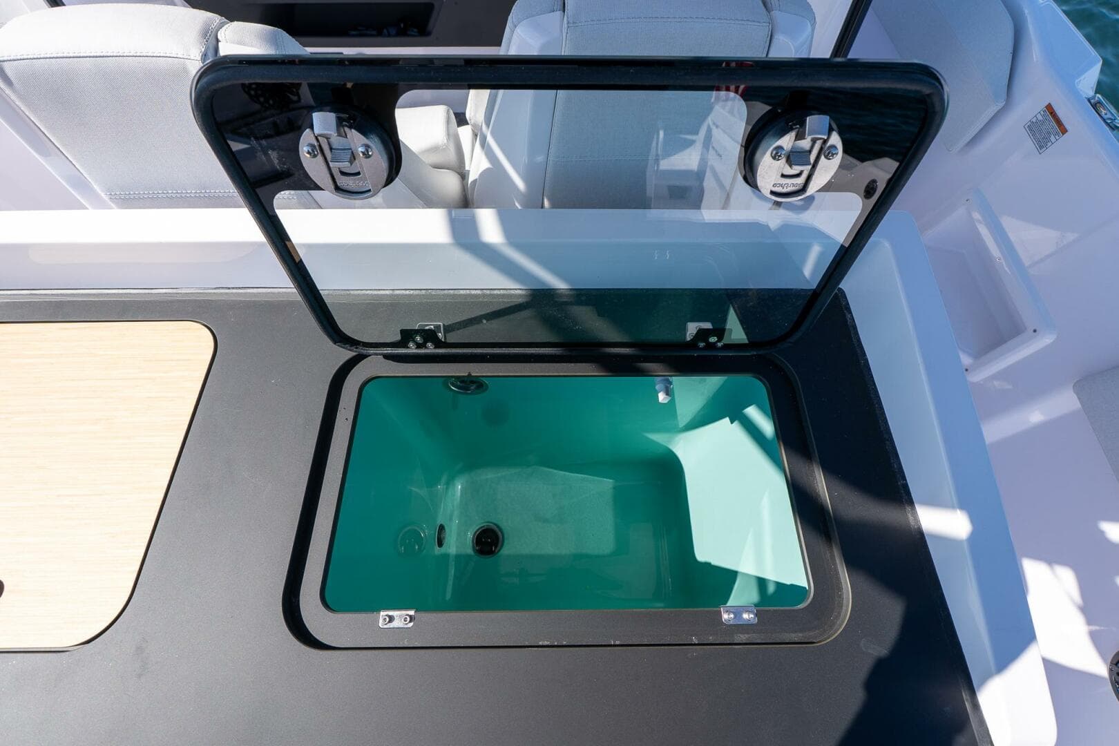 2025 Axopar Ccx Center Console — photo 14