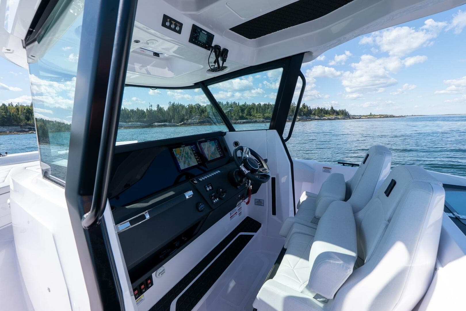 2025 Axopar Ccx Center Console — photo 25