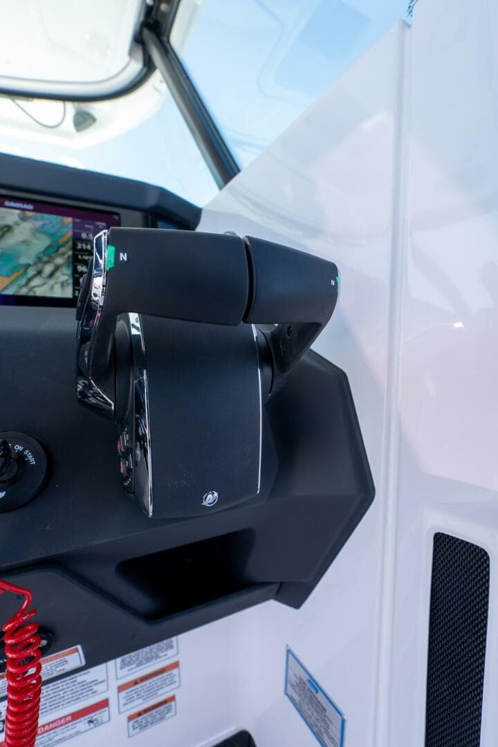 2025 Axopar Ccx Center Console — photo 28