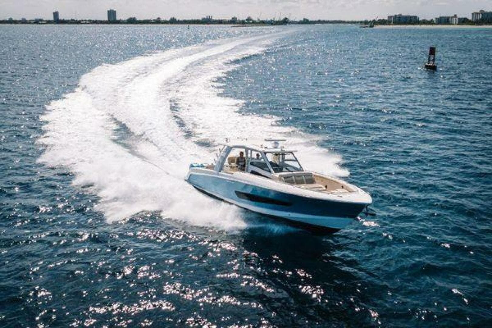 2017 Boston Whaler 42 Outrage — photo 3