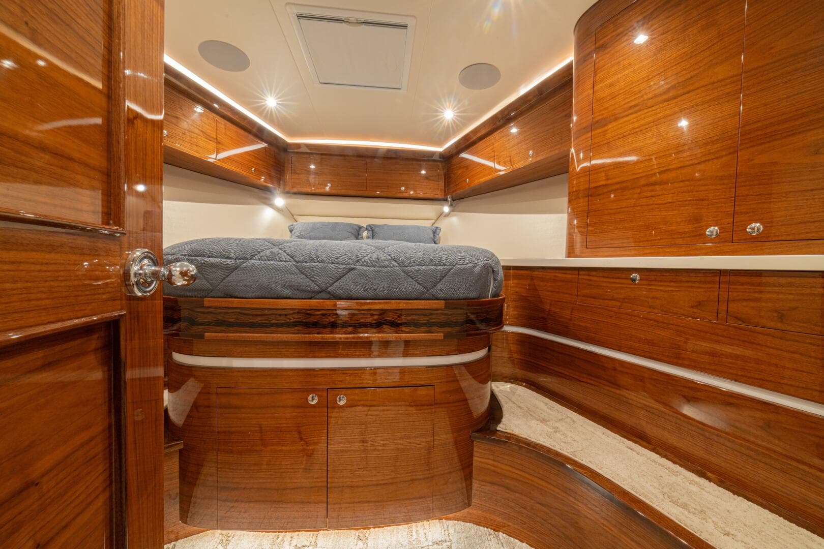 2022 Jarrett Bay — photo 80