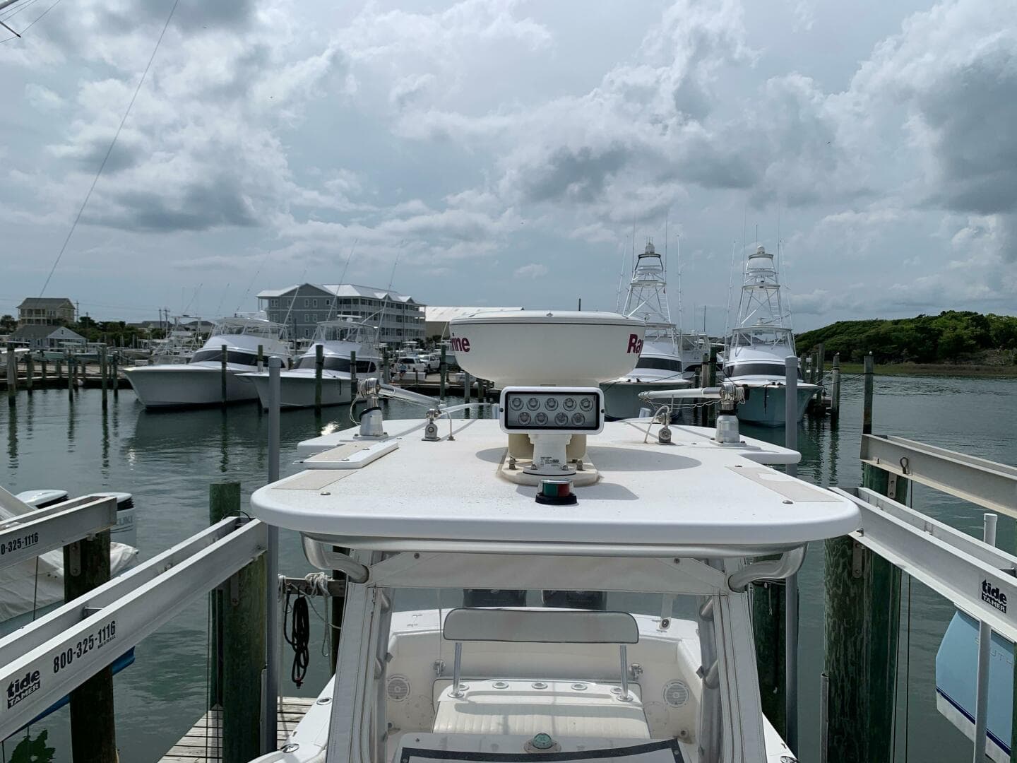 2005 Buddy Davis Center Console — photo 23