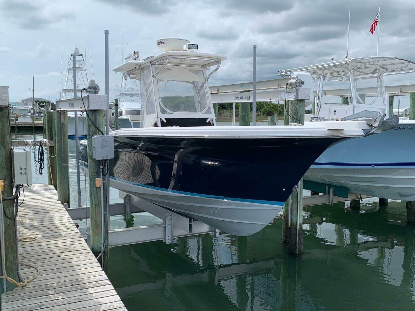 2005 Buddy Davis Center Console — photo 4