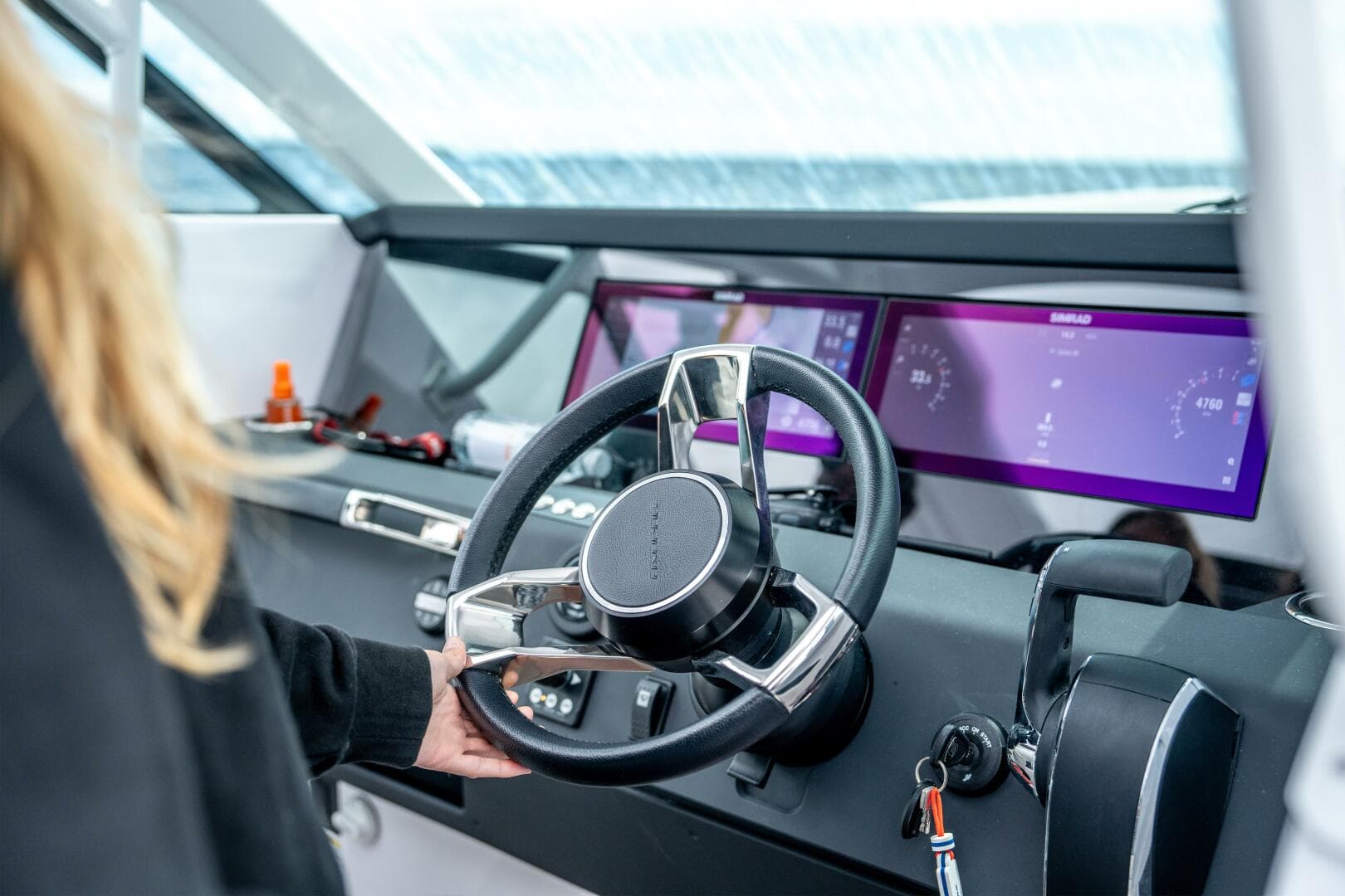 2026 Axopar Sun-Top — photo 7