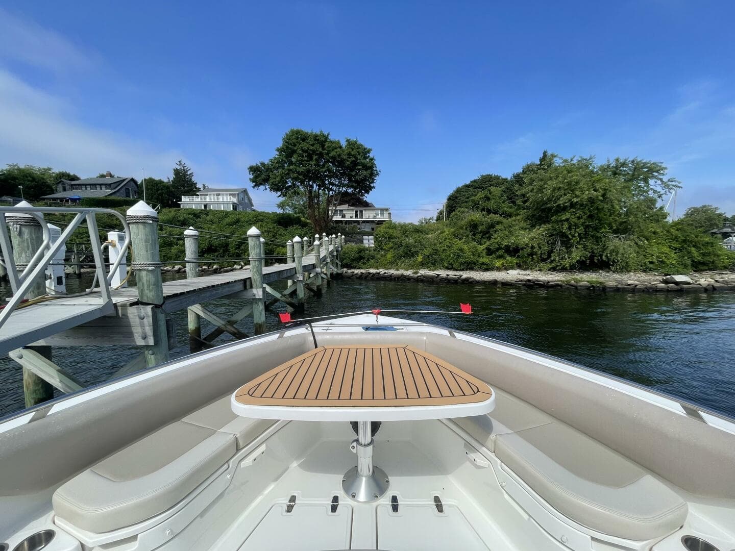 2017 Boston Whaler Outrage — photo 17