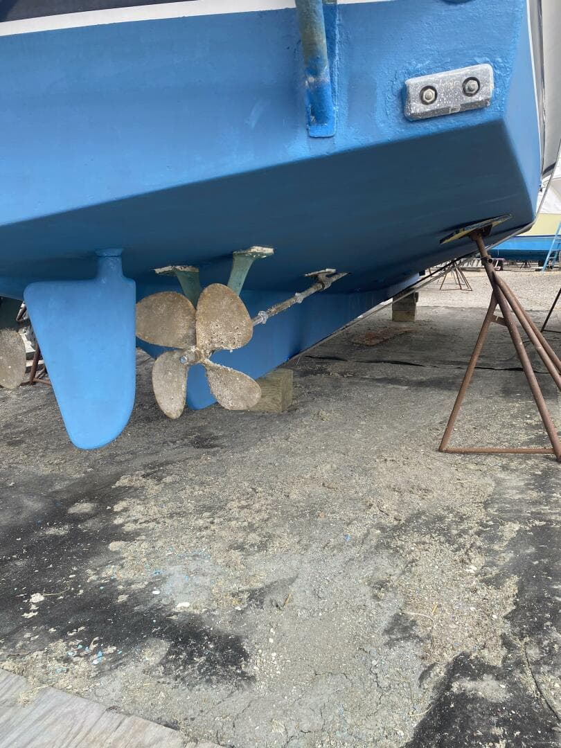 1987 Grand Banks 42 — photo 8