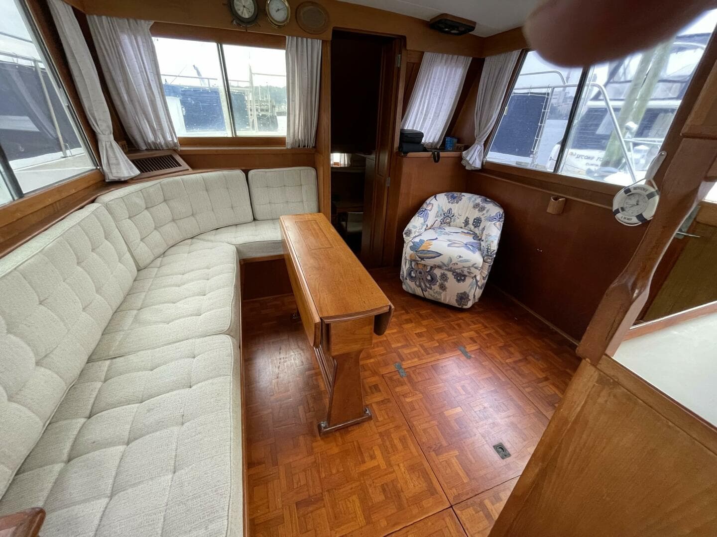 1987 Grand Banks 42 — photo 25