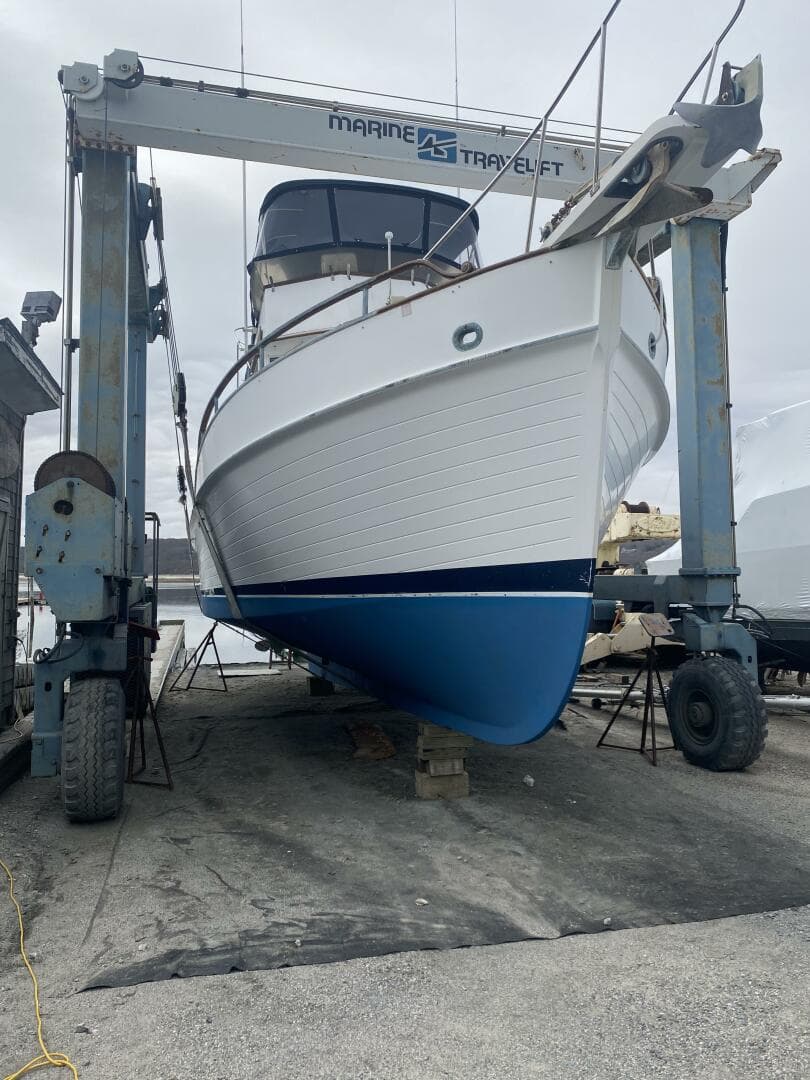 1987 Grand Banks 42 — photo 9