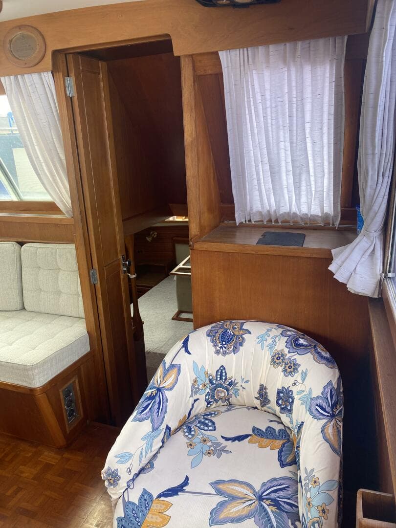 1987 Grand Banks 42 — photo 38