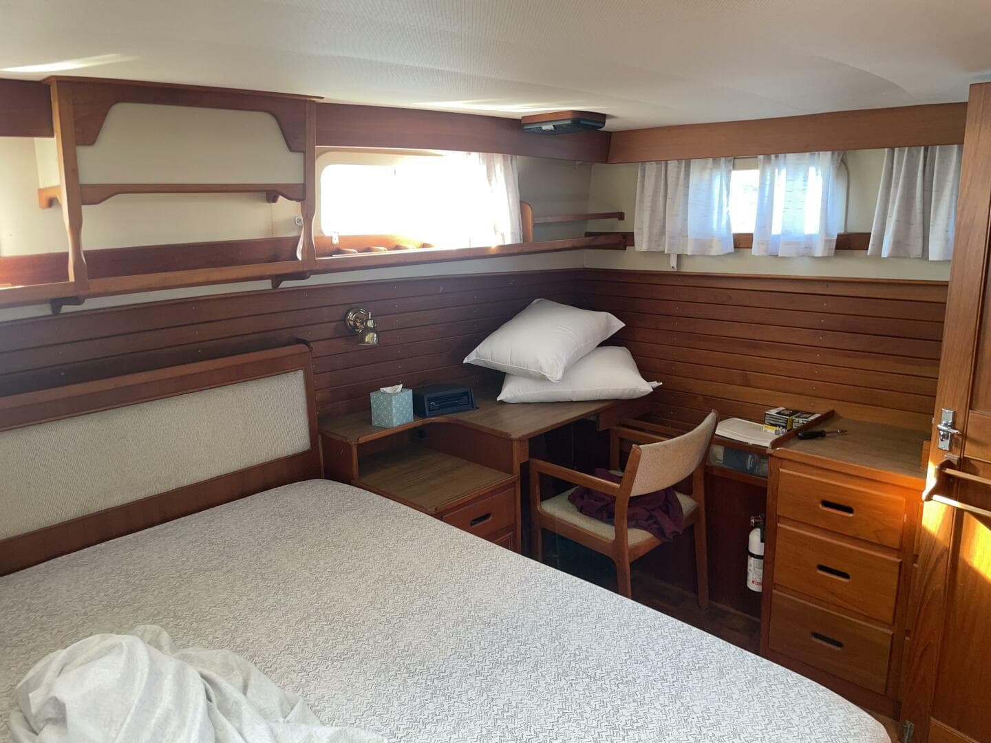 1987 Grand Banks 42 — photo 35