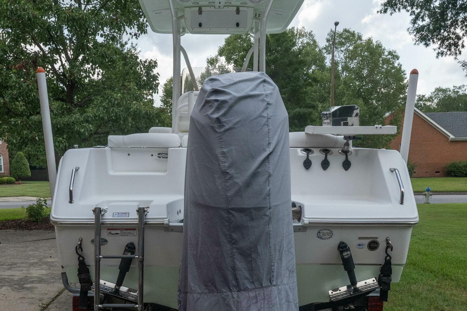 2017 Sea Hunt 225 Ultra — photo 31