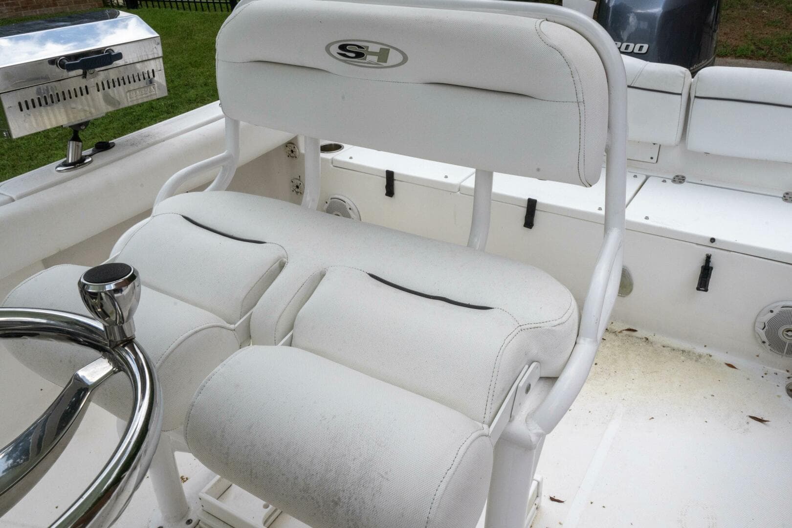 2017 Sea Hunt 225 Ultra — photo 9