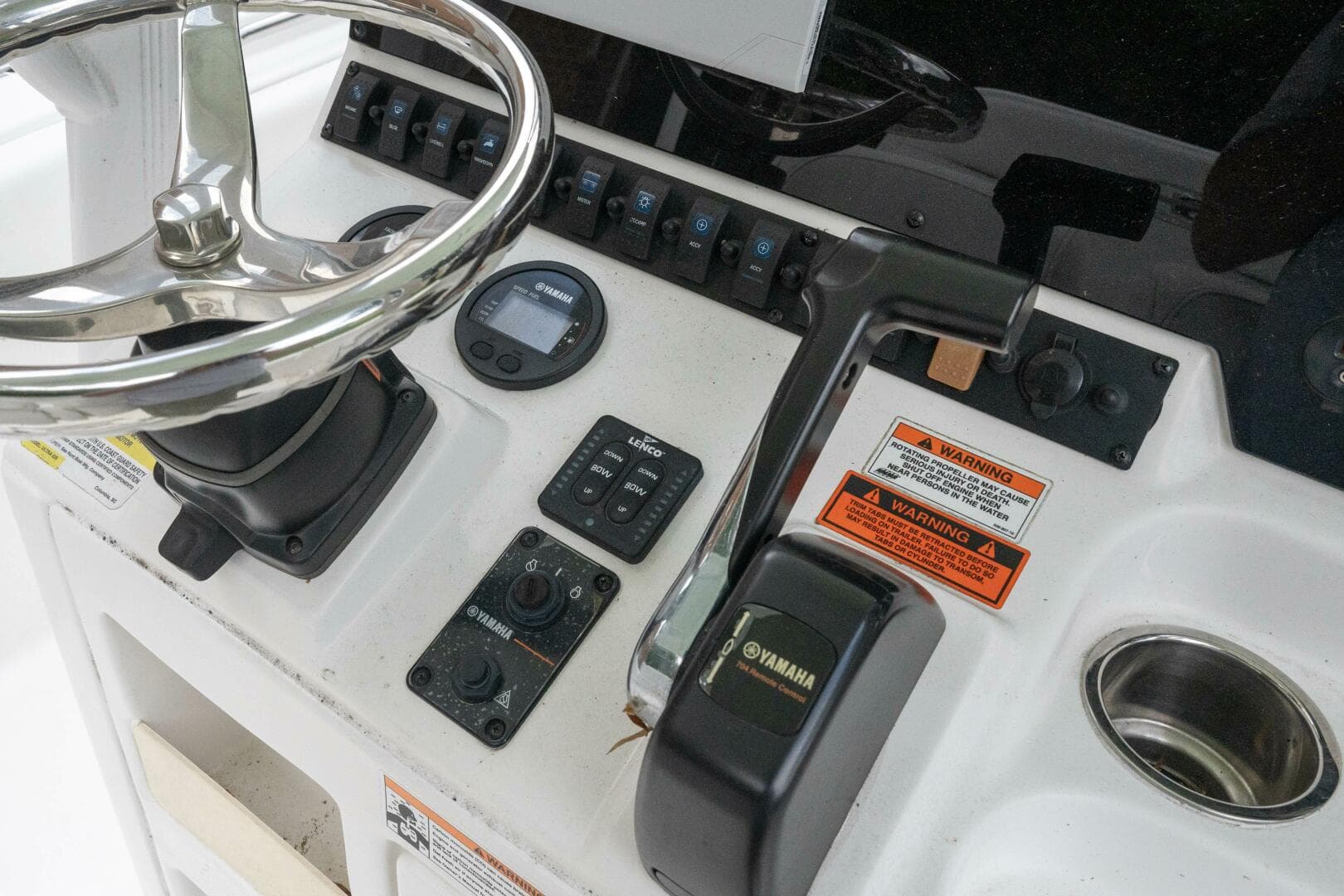 2017 Sea Hunt 225 Ultra — photo 37