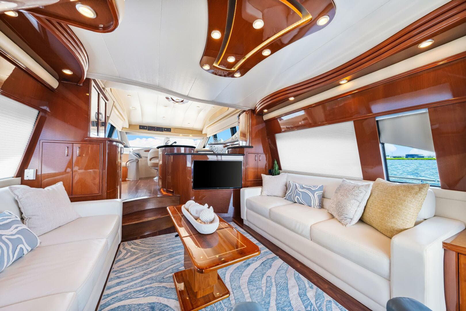 2005 Marquis — photo 54