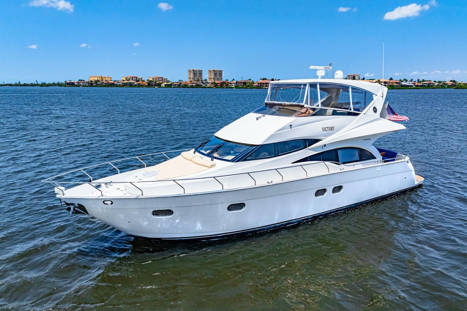 2005 Marquis — photo 2