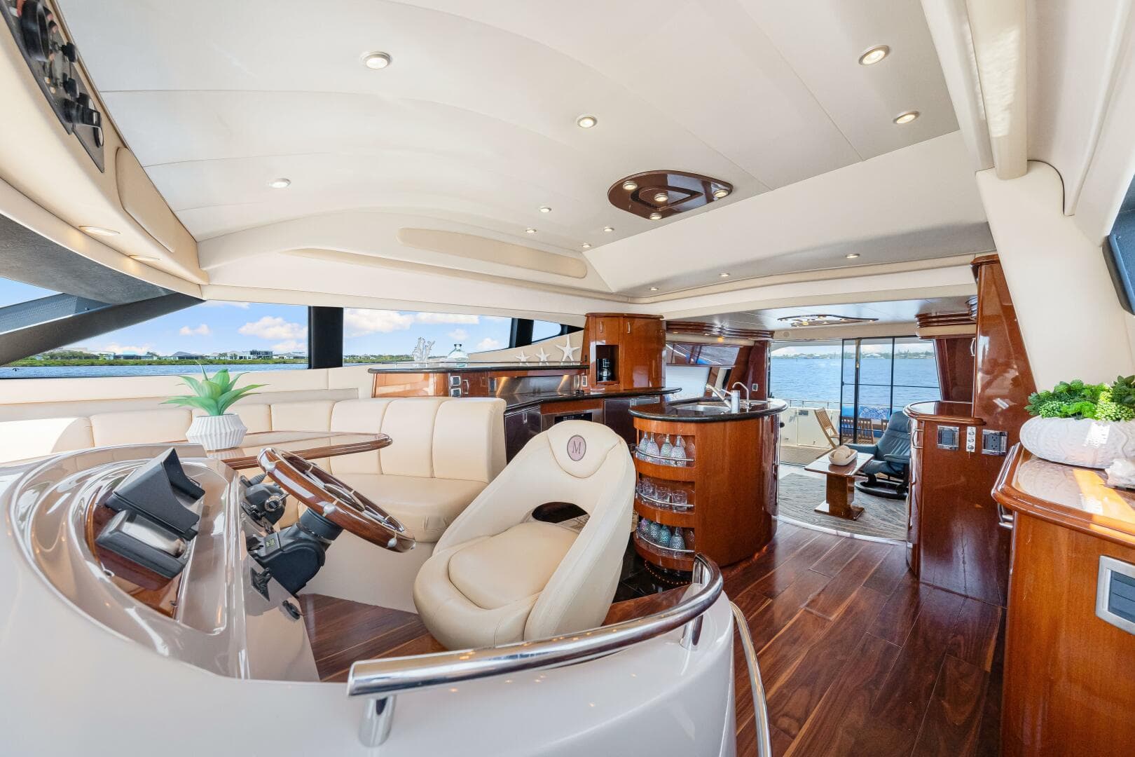 2005 Marquis — photo 64