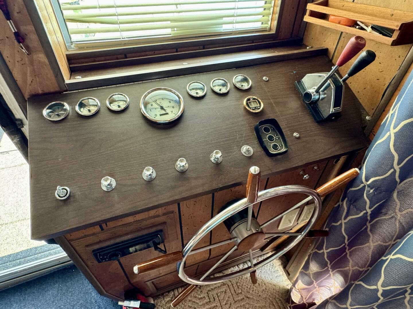 1977 Sumerset Aluminum Hull Houseboat With Catwalks — photo 22