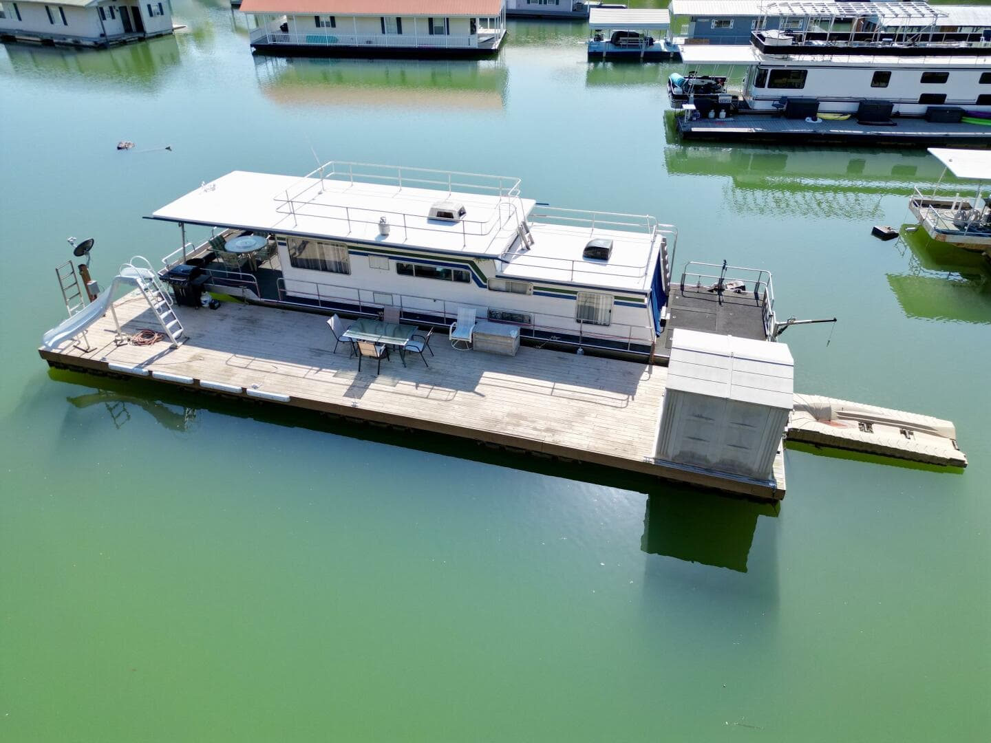 1977 Sumerset Aluminum Hull Houseboat With Catwalks — photo 11