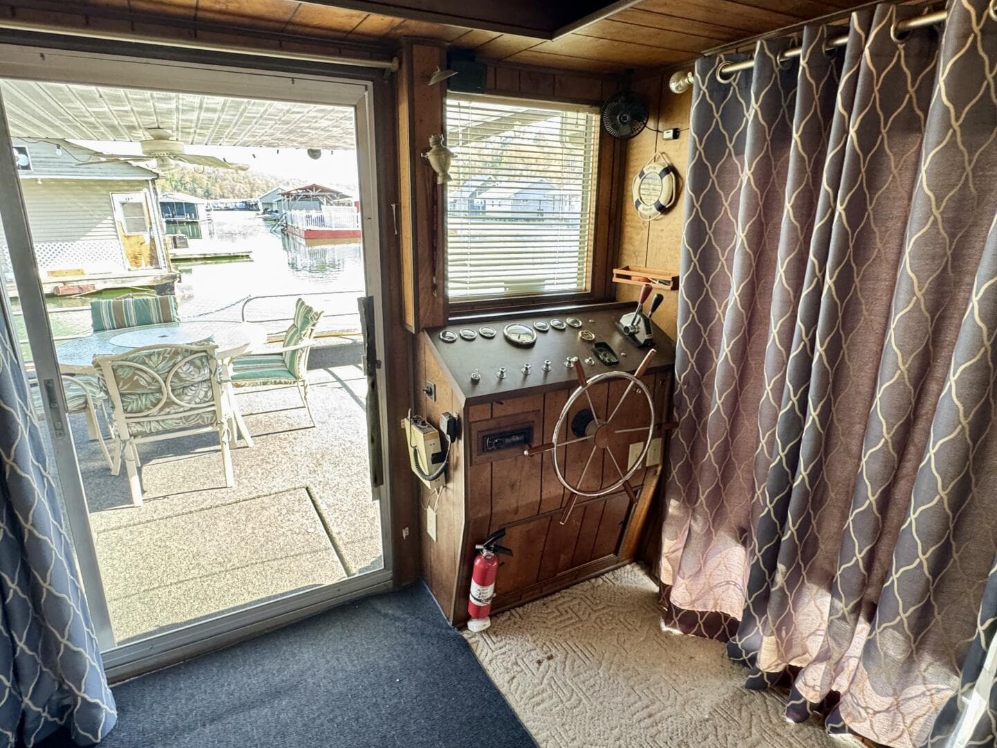 1977 Sumerset Aluminum Hull Houseboat With Catwalks — photo 20