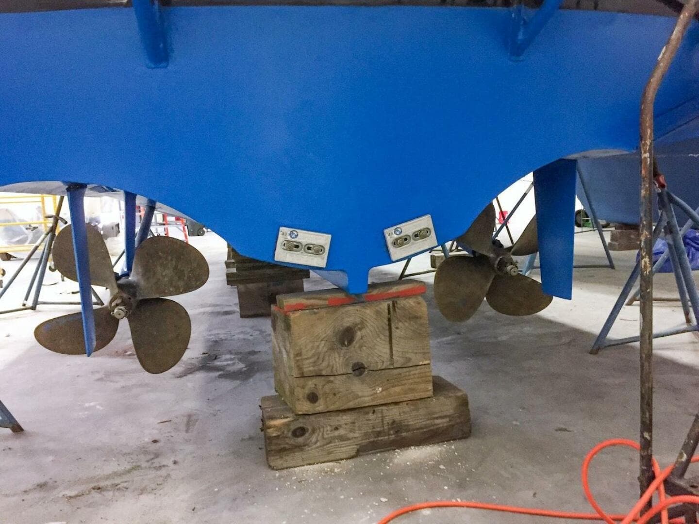 1998 Grand Banks 38 Eastbay EX — photo 6