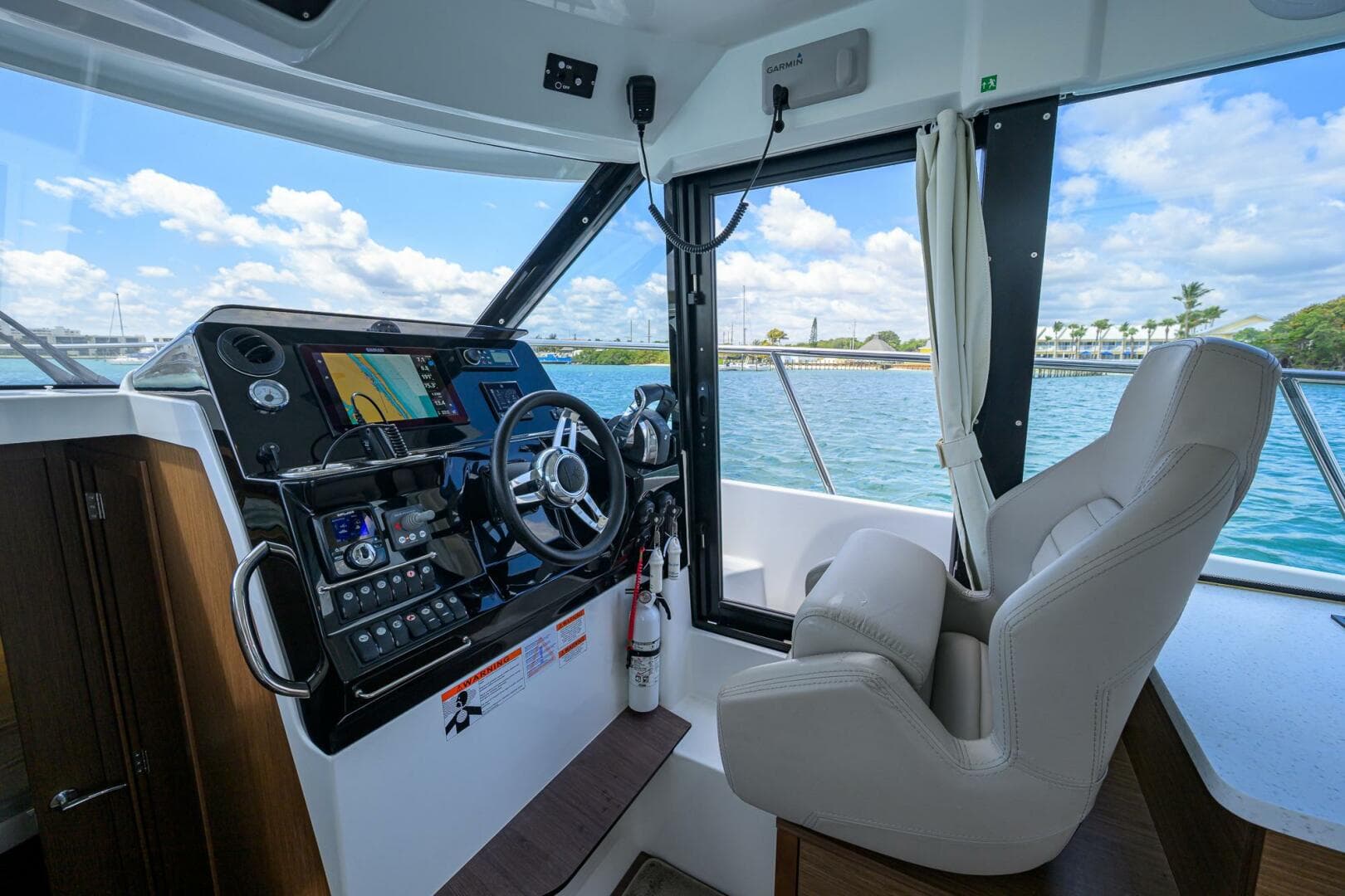 2022 Jeanneau Nc Weekender 1095 Fly — photo 19