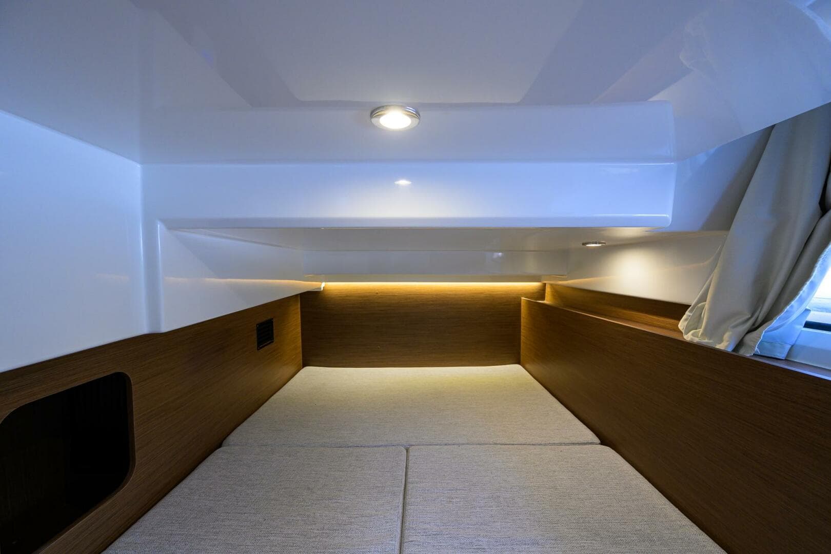 2022 Jeanneau Nc Weekender 1095 Fly — photo 31