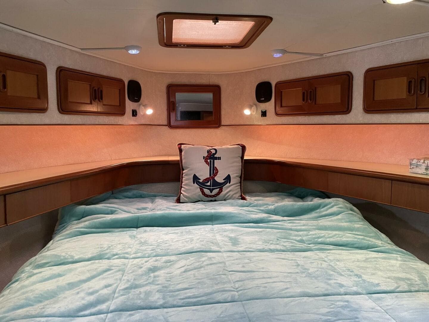 1996 Egg Harbor By Cayman — photo 8