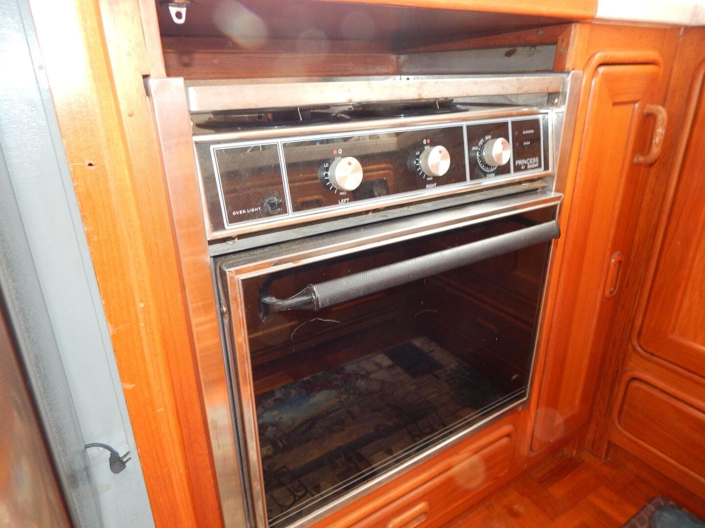 1996 Egg Harbor By Cayman — photo 14