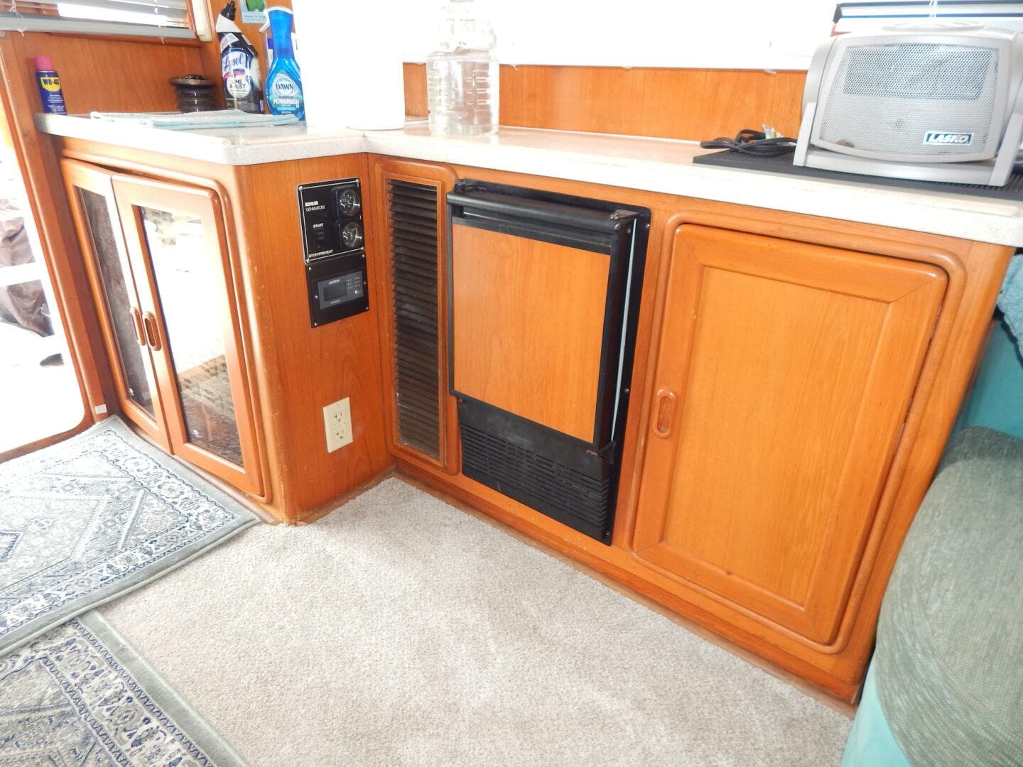 1996 Egg Harbor By Cayman — photo 19