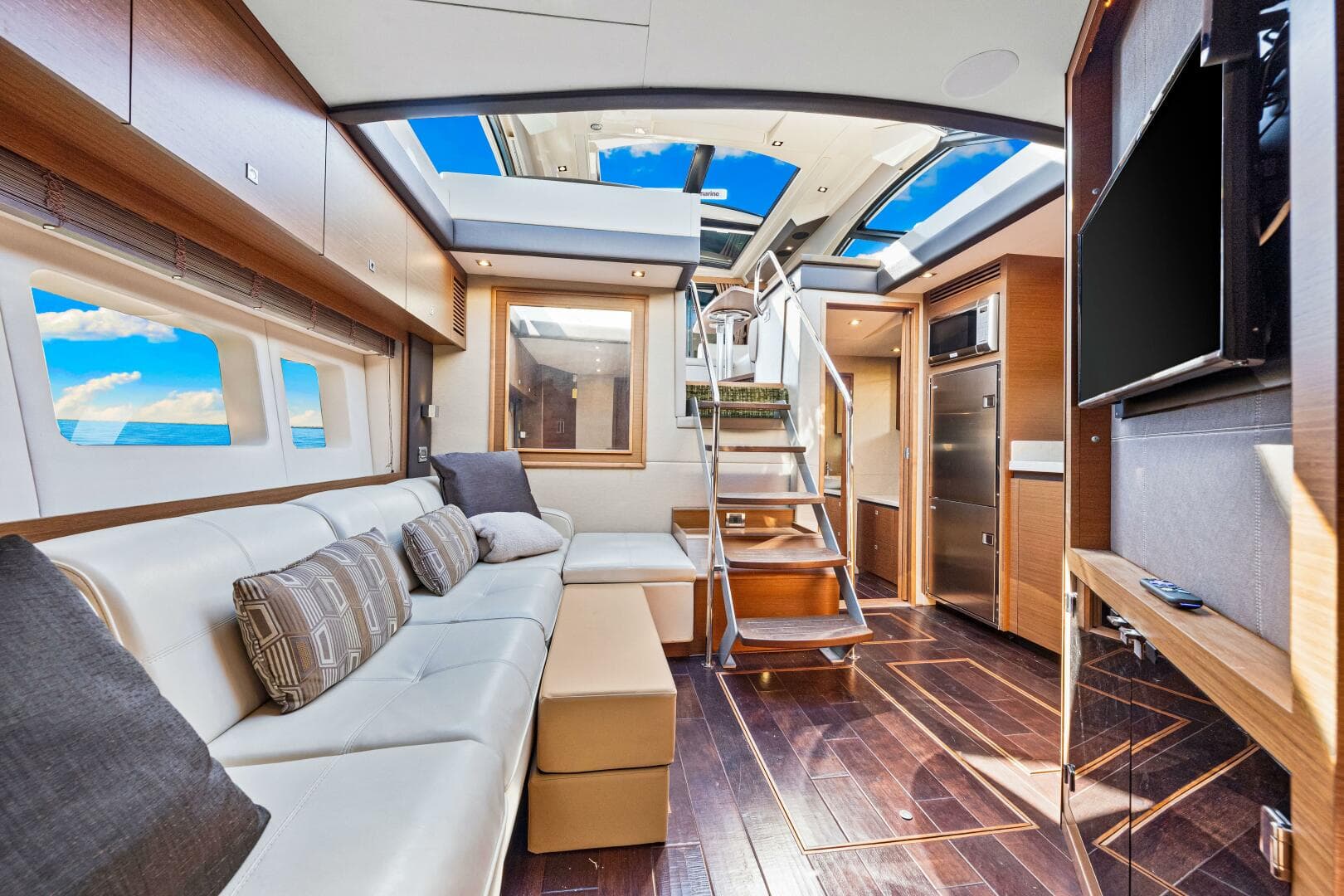 2016 Sea Ray 510 Sundancer — photo 39