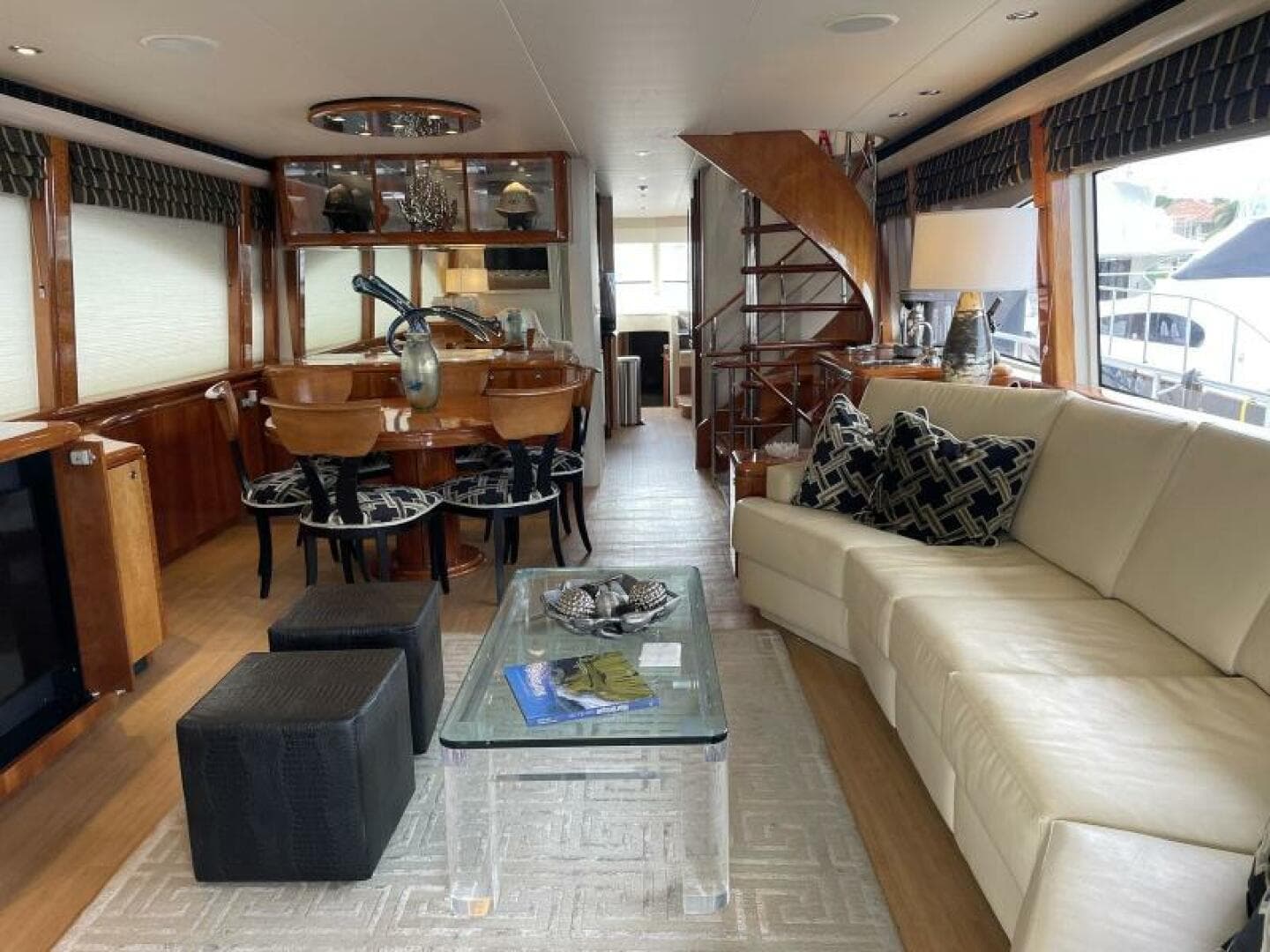 2002 Cheoy Lee Sport — photo 2