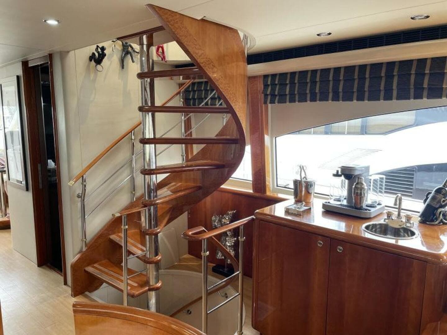 2002 Cheoy Lee Sport — photo 12