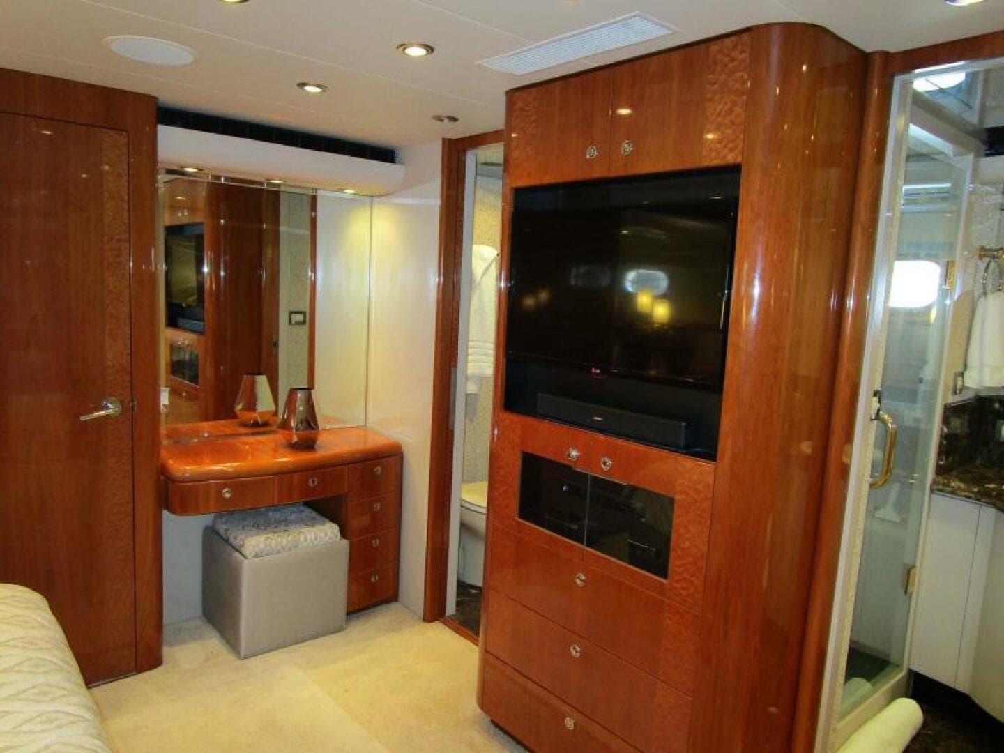 2002 Cheoy Lee Sport — photo 32