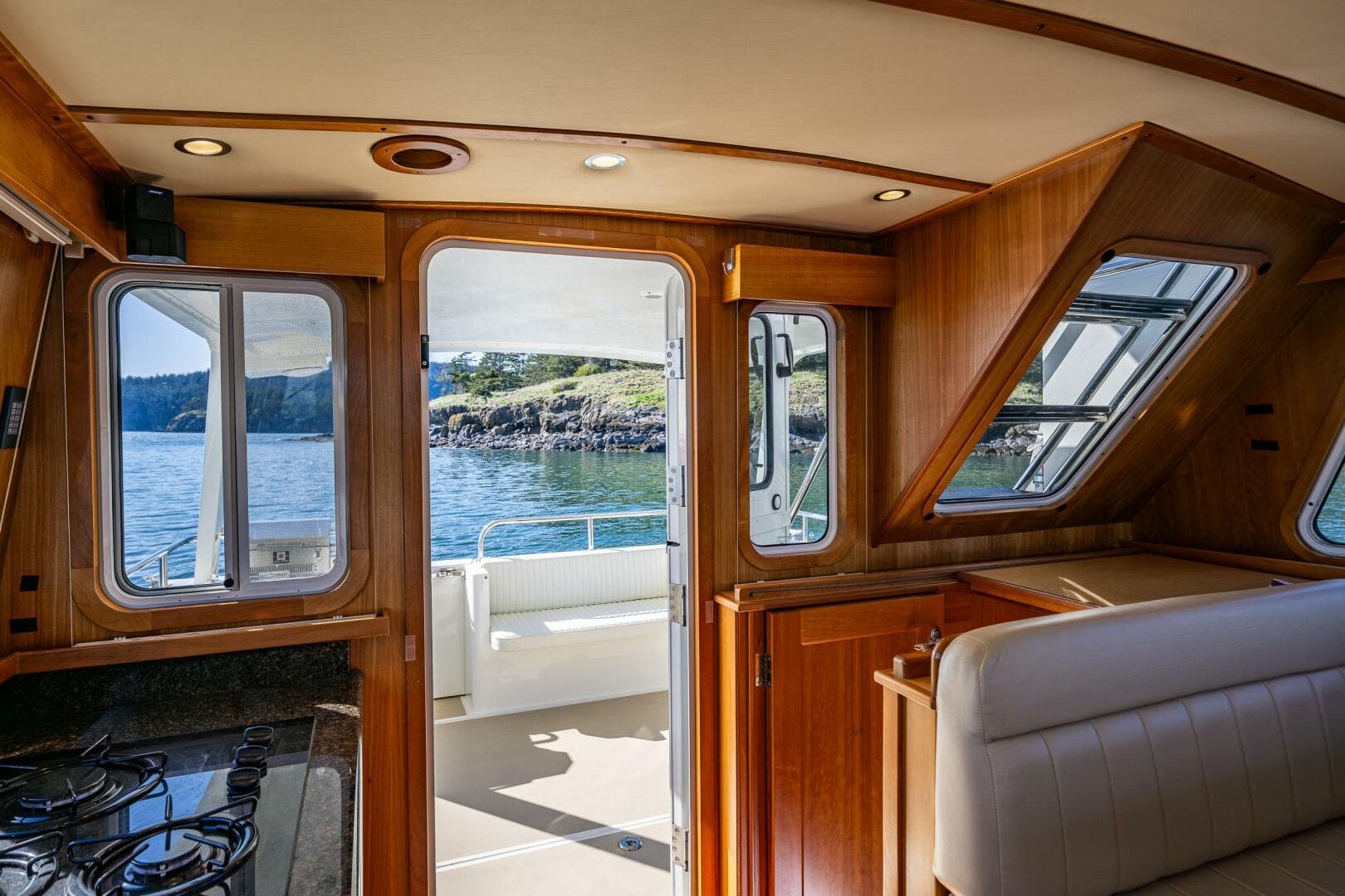 2009 Coastal Craft 400 IPS — photo 41