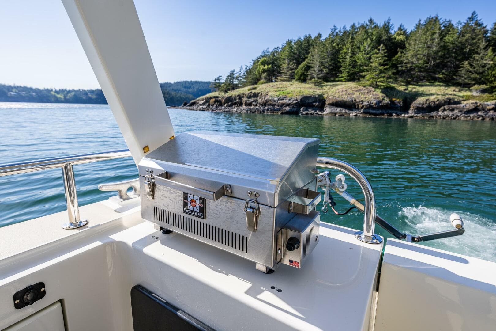 2009 Coastal Craft 400 IPS — photo 13