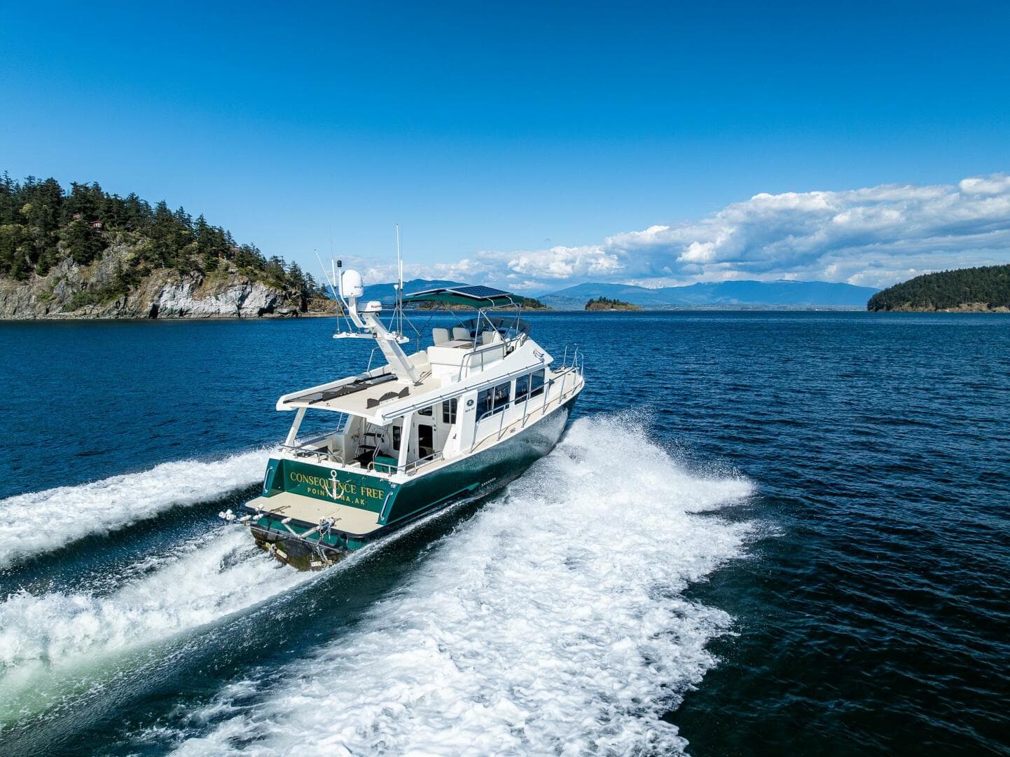 2009 Coastal Craft 400 IPS — photo 4