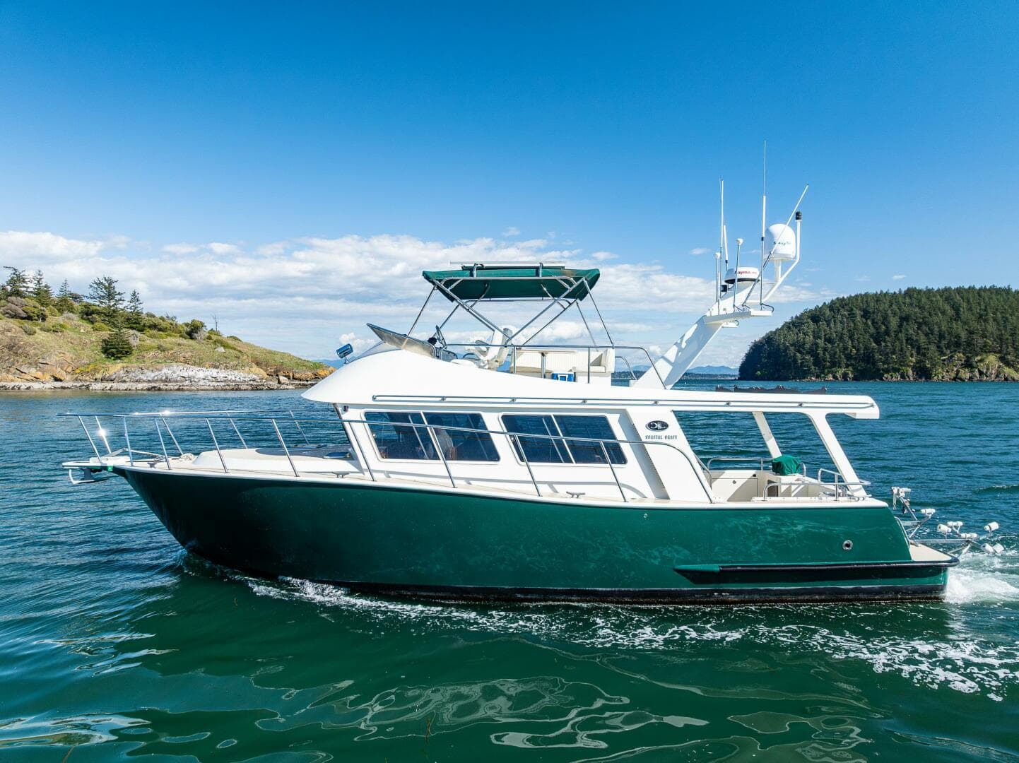 2009 Coastal Craft 400 IPS — photo 1