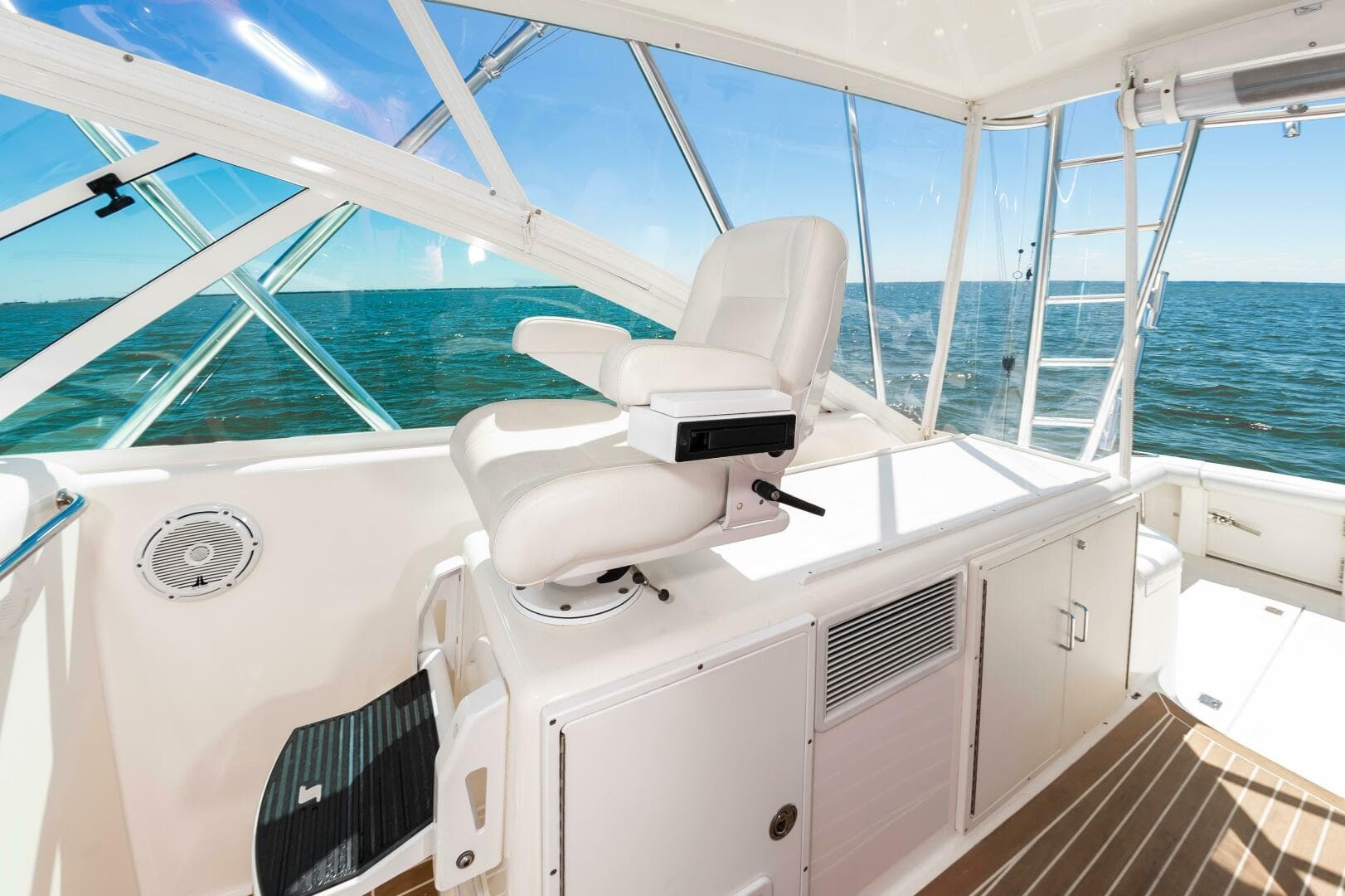 2008 Cabo 40 Express — photo 25