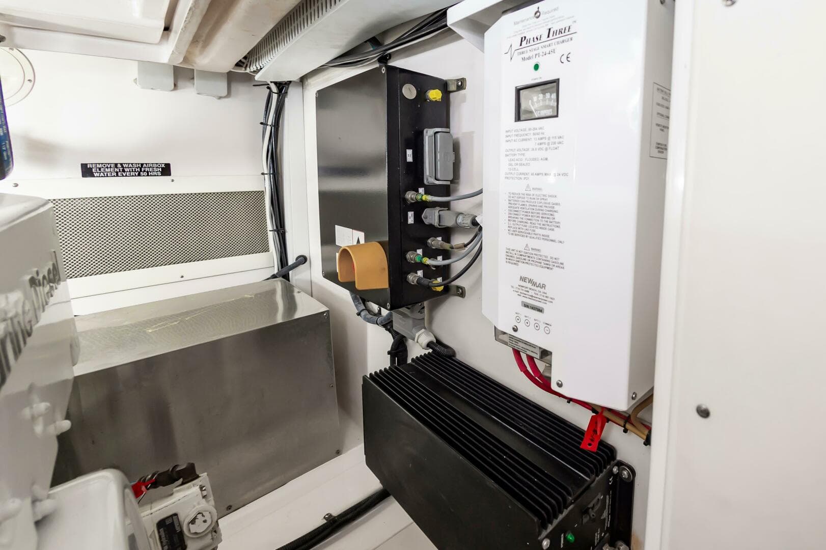 2008 Cabo 40 Express — photo 56