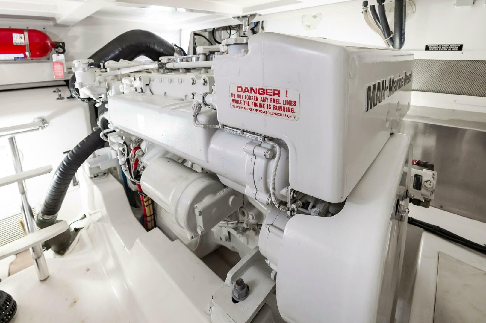 2008 Cabo 40 Express — photo 48