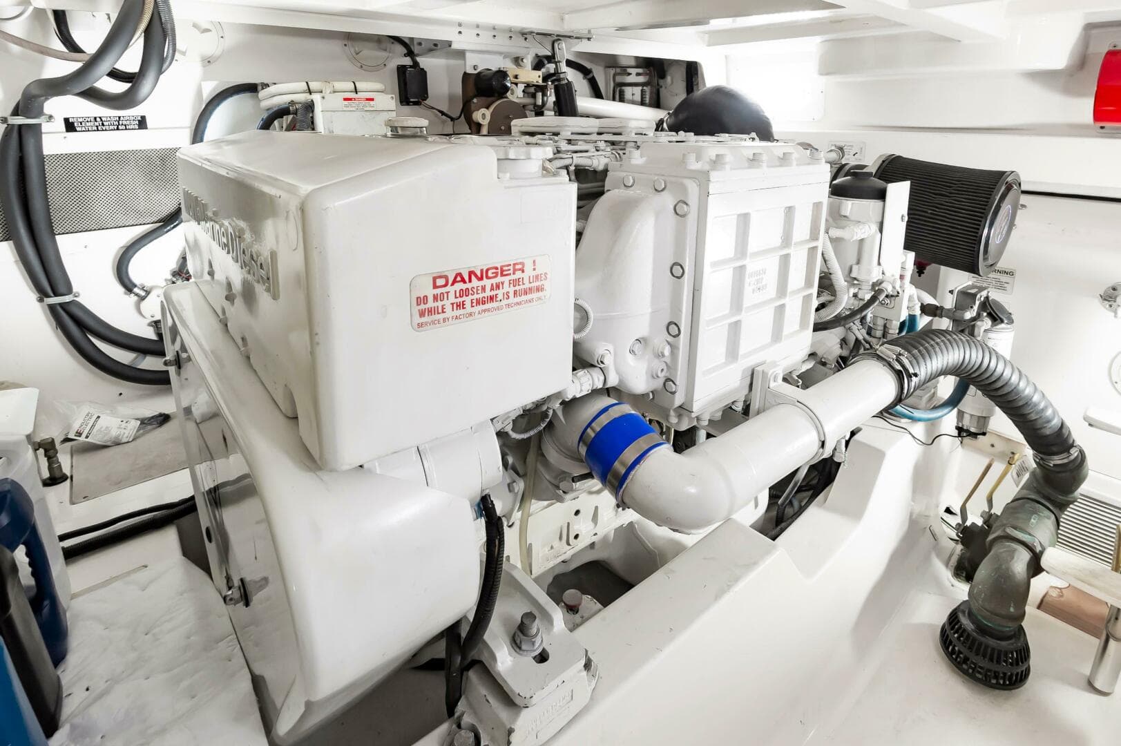 2008 Cabo 40 Express — photo 49