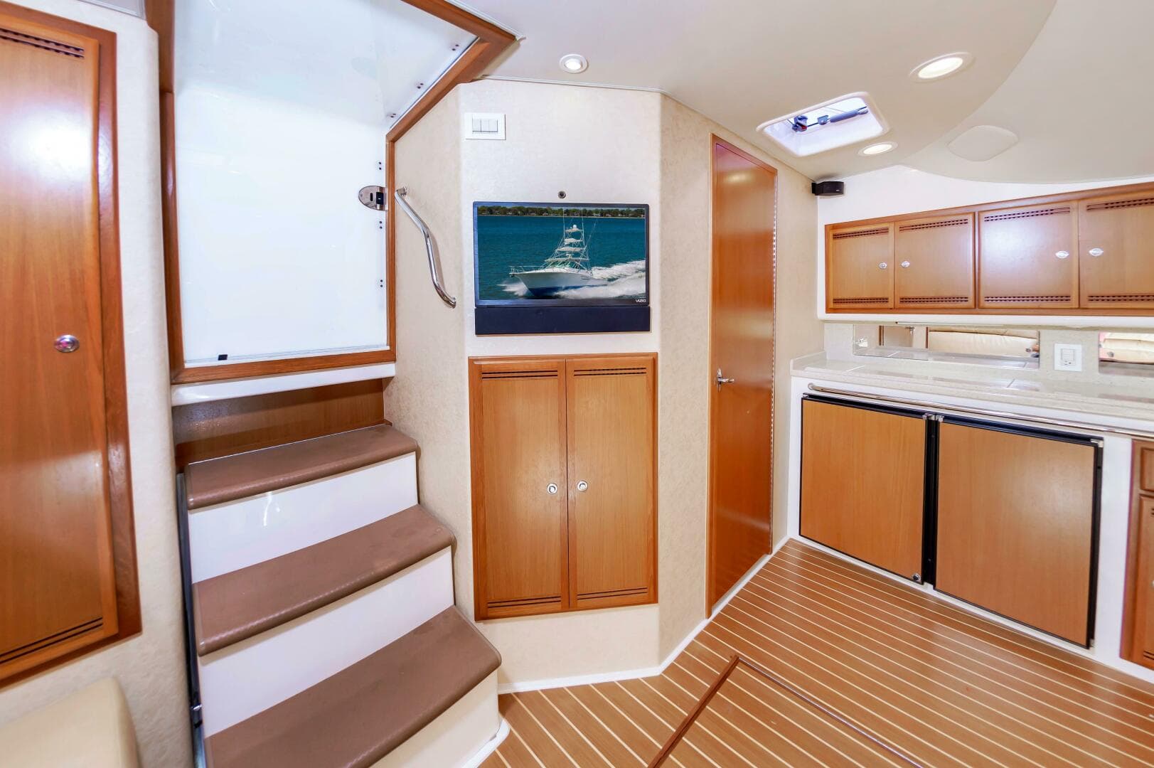 2008 Cabo 40 Express — photo 33