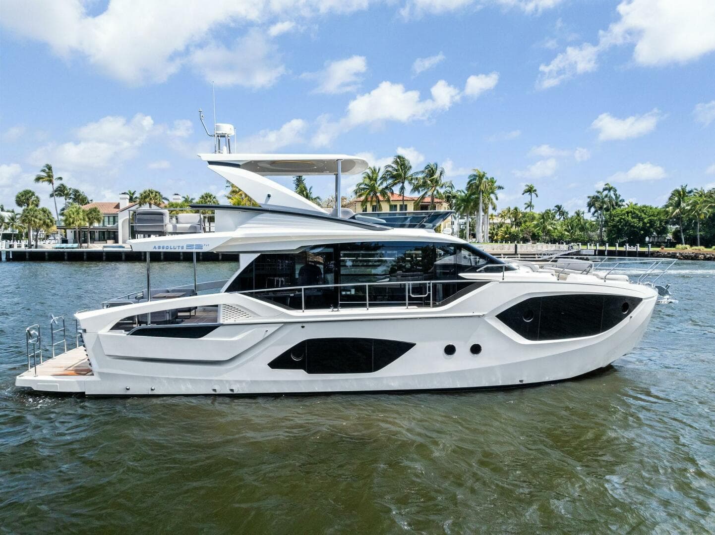 2023 Absolute 52 Fly — photo 1