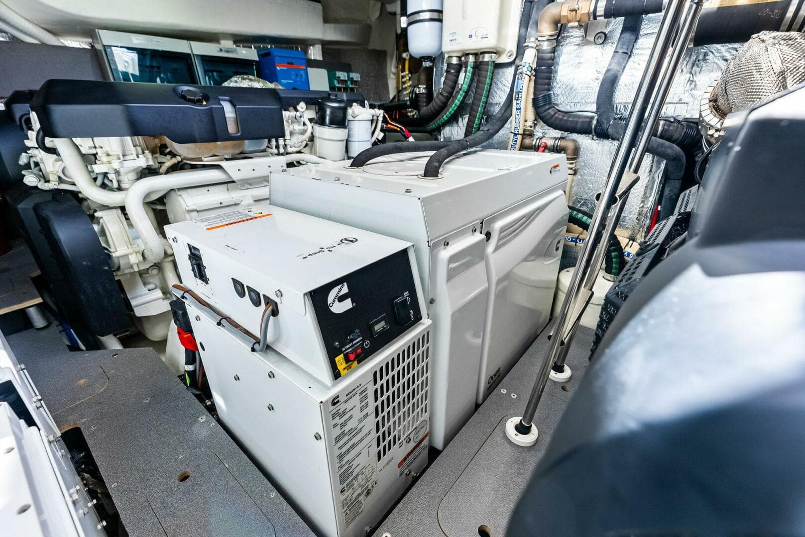 2023 Absolute 52 Fly — photo 77